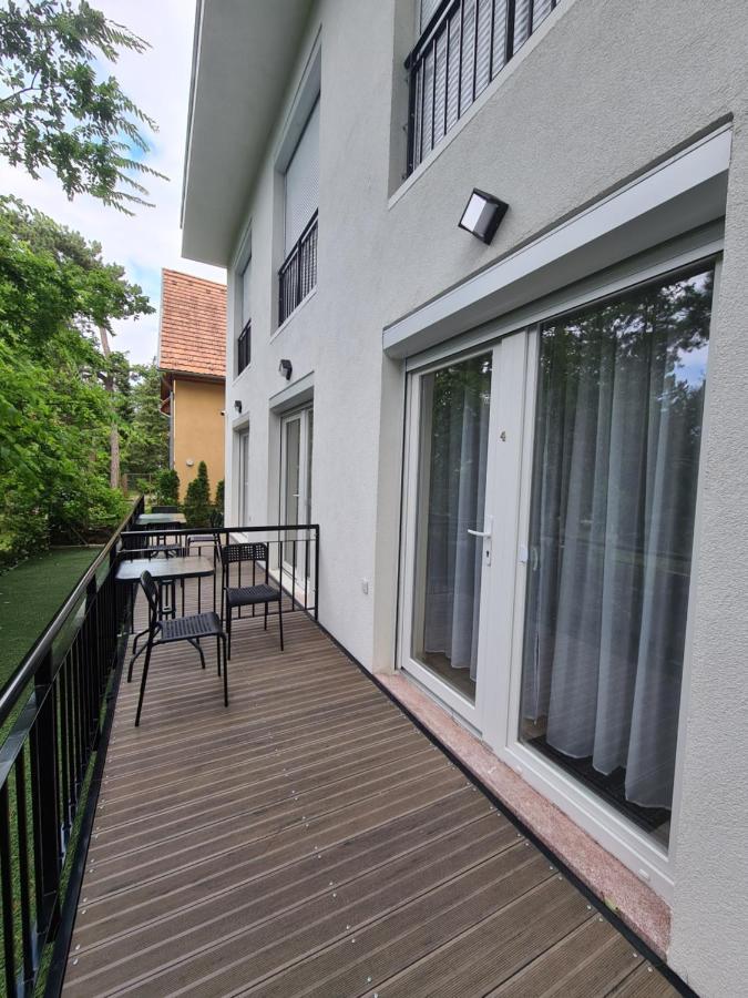 Oet Fenyo Apartmanhaz Siófok Zewnętrze zdjęcie
