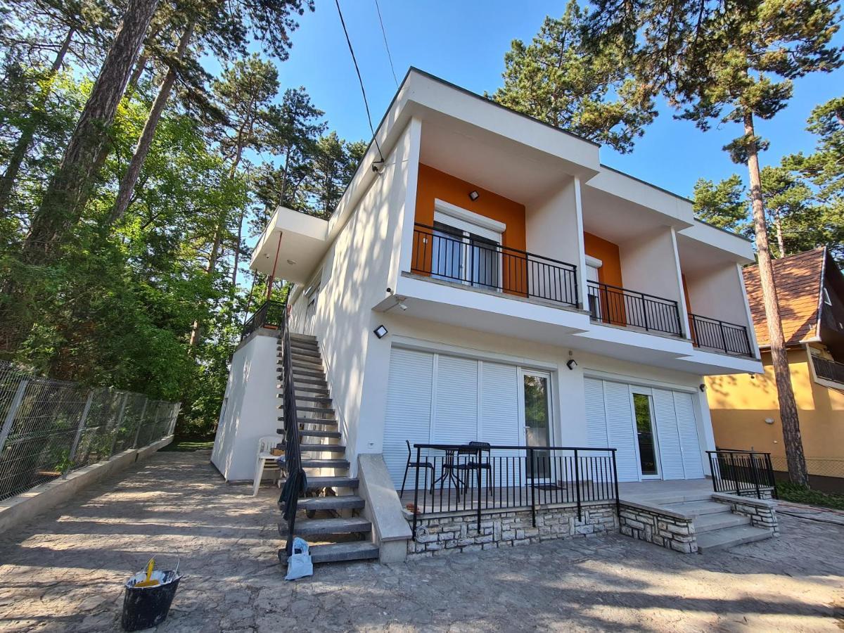 Oet Fenyo Apartmanhaz Siófok Zewnętrze zdjęcie
